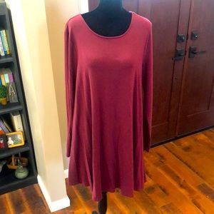 Old Navy knit dress, burgundy, long sleeve, size large.